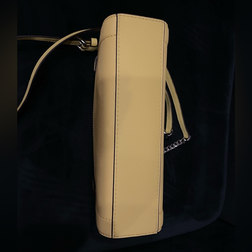 NWT Michael Kors Rayne Crossbody in Sunshine - Picture 5 of 5